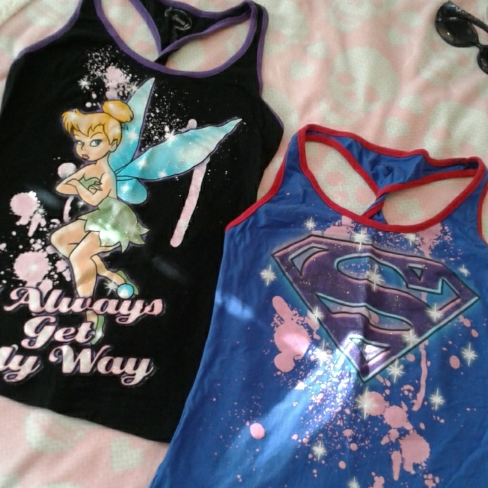 Bundle of 2 cute tanks - Picture 1 of 5